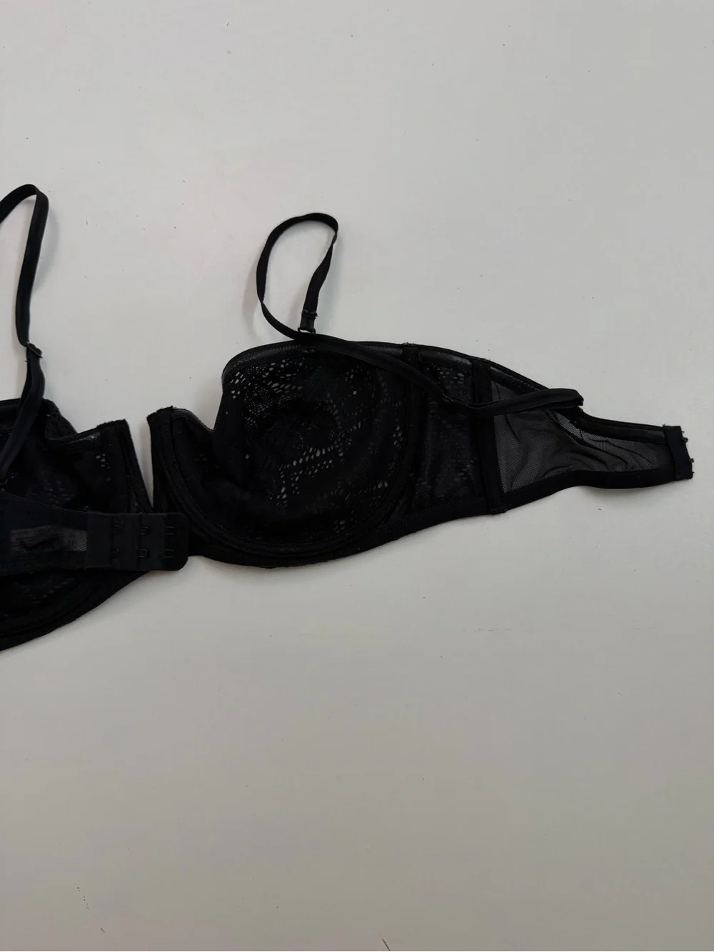 intimately Free People Balconette Bra Lace Underwire Unlined Boning Piping Black